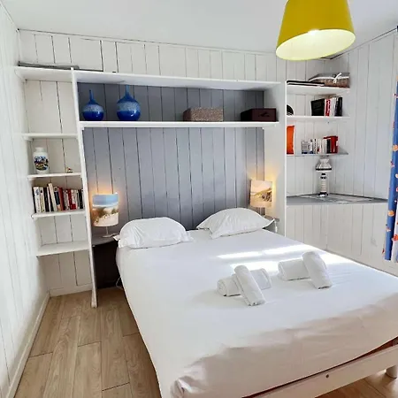 Superbe Avec Piscine Chauffee, Boulodrome Et Parking فيلة